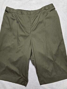 La Vita 20W Olive Green Shorts Capris Bermuda Gauchos Culottes Knee Length